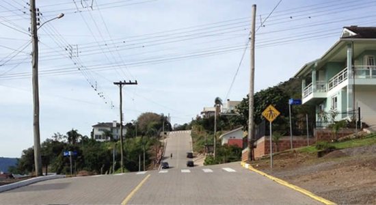 Pavimentação realizada em várias ruas do bairro Matiel na cidade de Feliz - RS