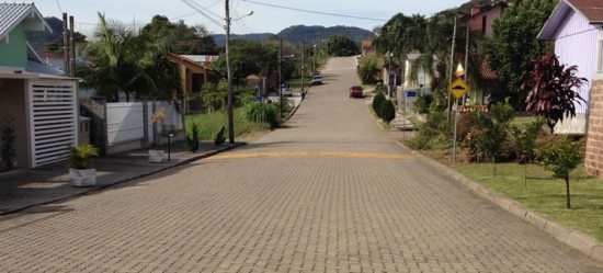 Pavimentação realizada em várias ruas do bairro Matiel na cidade de Feliz - RS